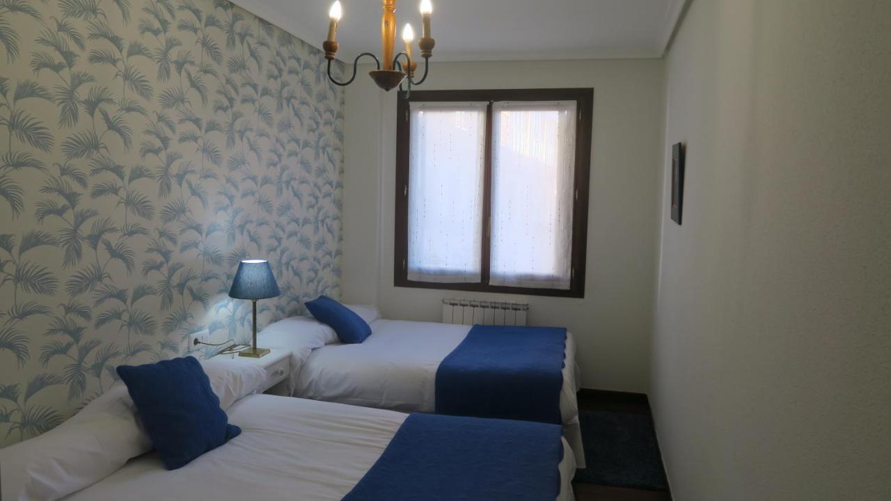 Apartamentos Palacio Azcarate Travesia Calvario Ezcaray Eksteriør bilde